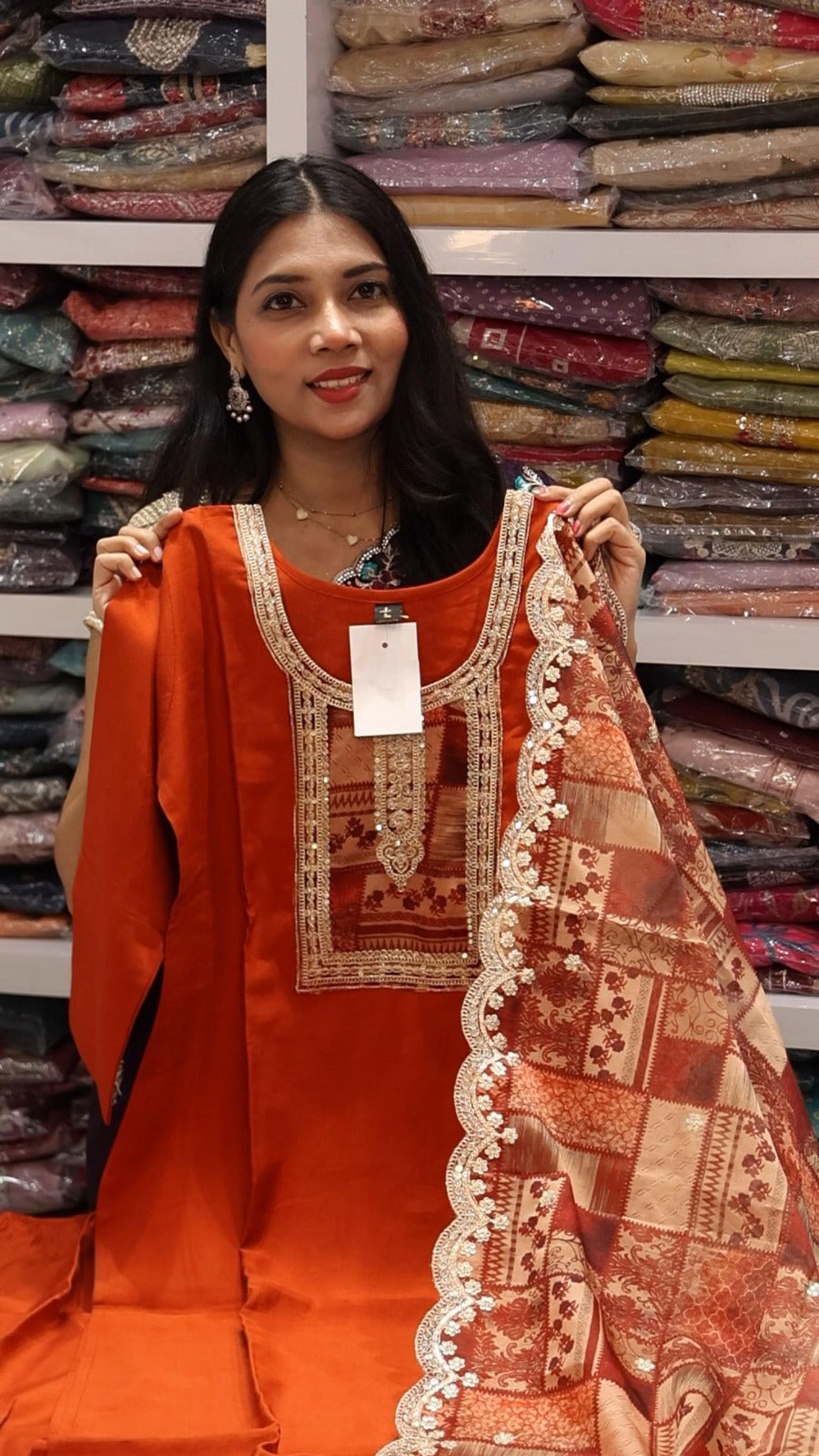 ஆரஞ்சு நிற டிசைனர் சல்வார்