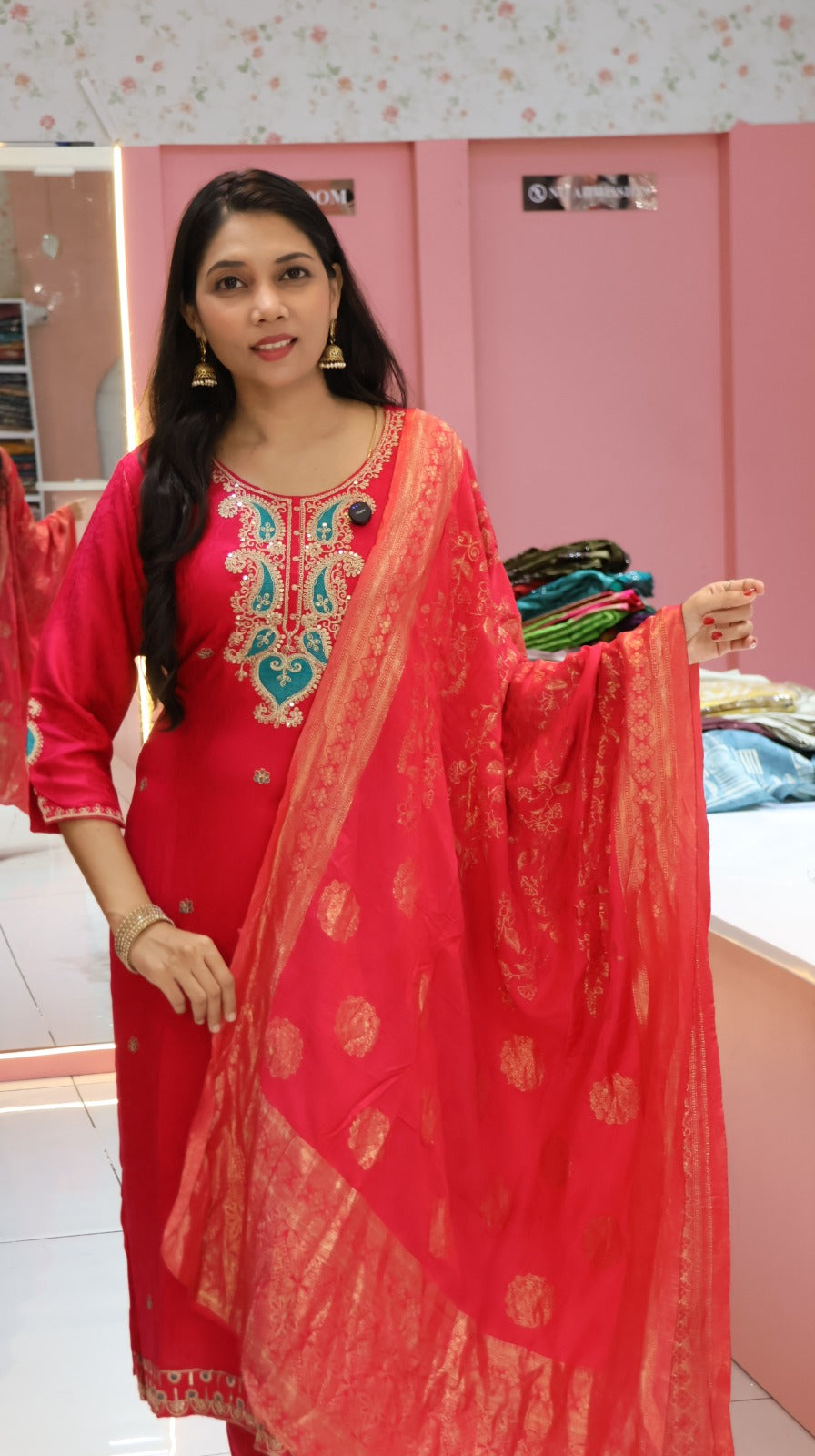 Premium Pink Designer Sawlar