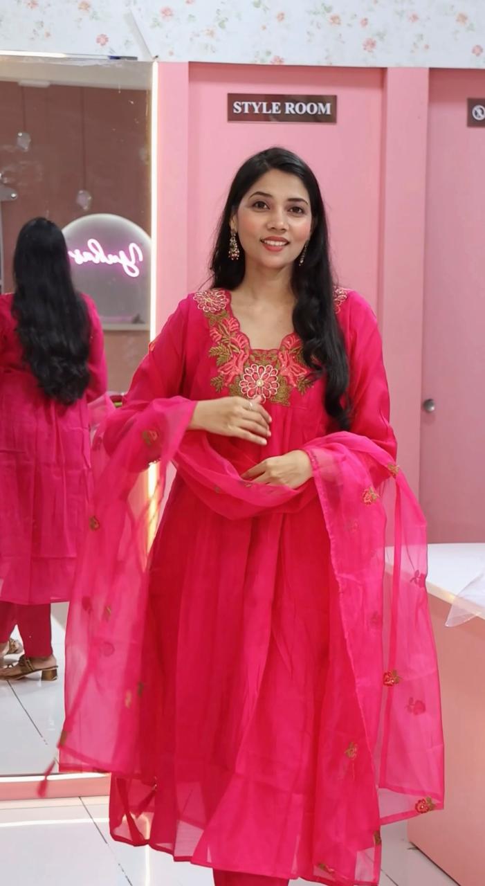 Premium  pink mulchanderi anarkali