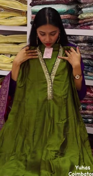 ஆலிவ் கிரீன் அனார்கலி கான்ட்ராஸ்ட் சல்வார்