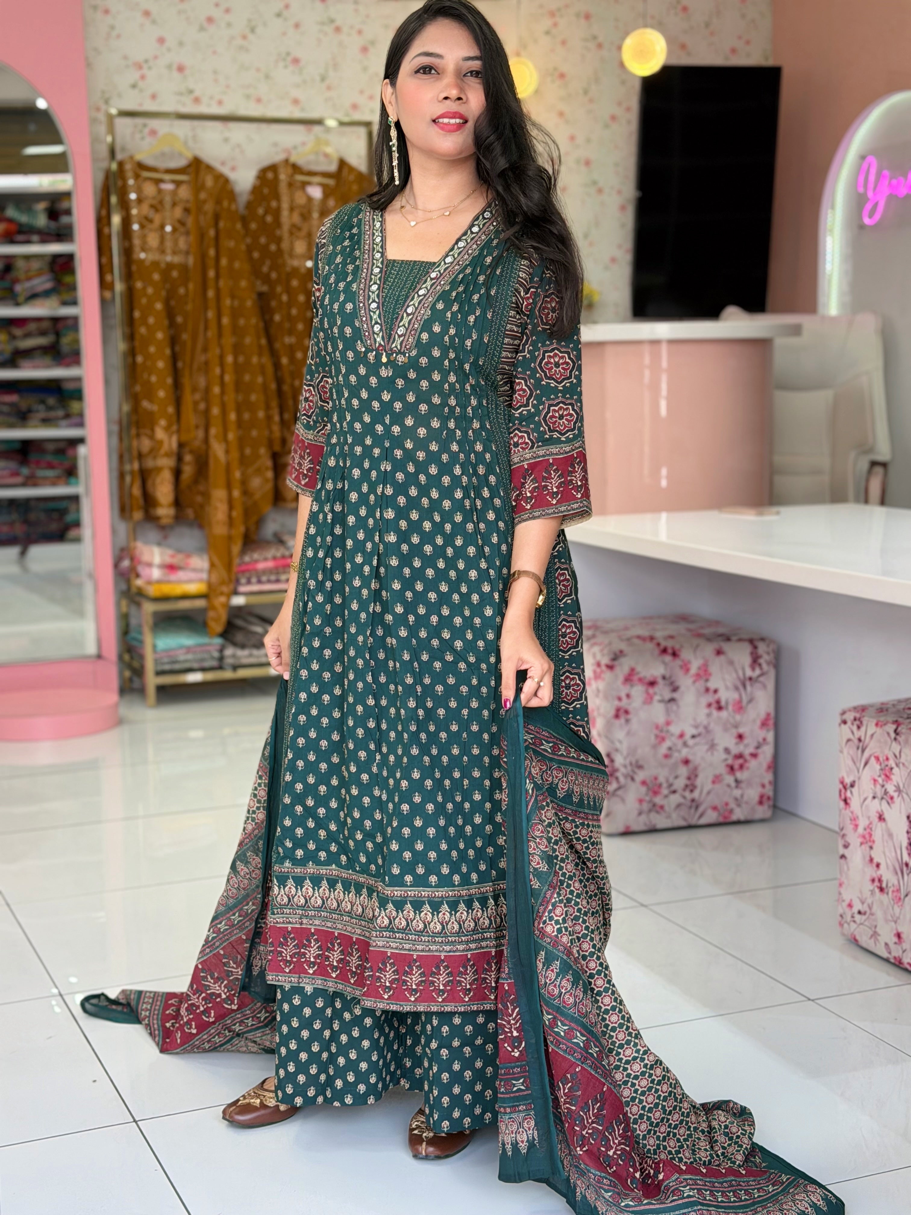 Pure Cotton Multi Prent Bottel Green Salwar - YVS156