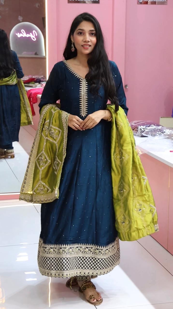 प्रीमियम टील ग्रीन कंट्रास्ट अनारकली