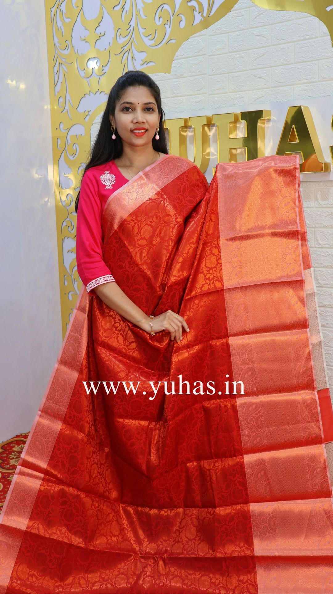 Ethnic Wear Red Color Banarasi Silk Base Silk Weave Saree